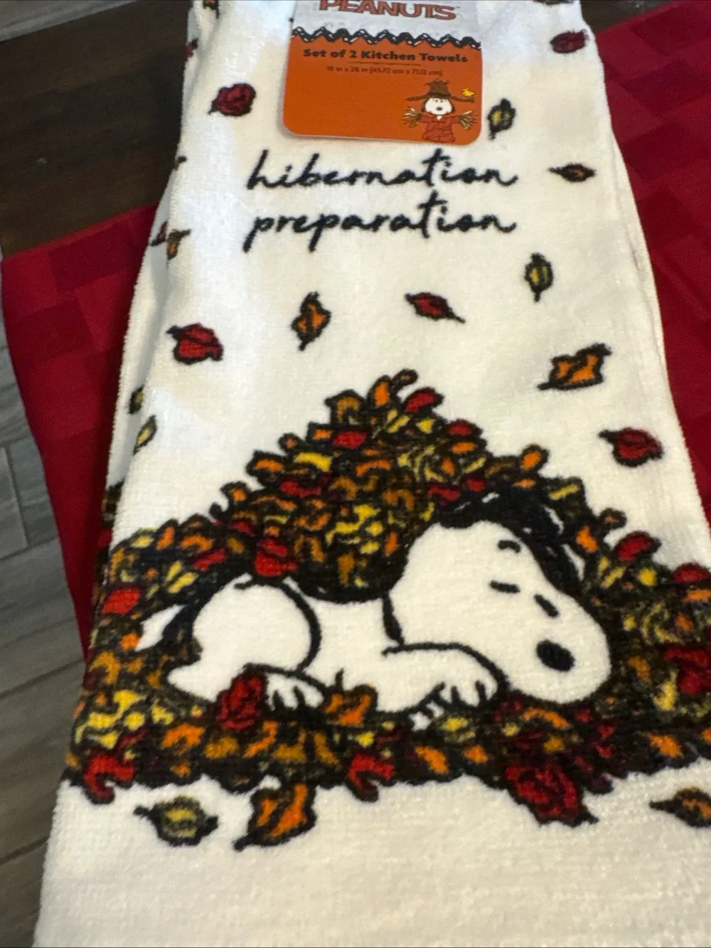N/A playful peanuts